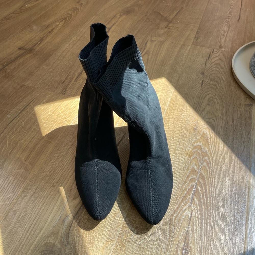 Vera Wang Sock Booties